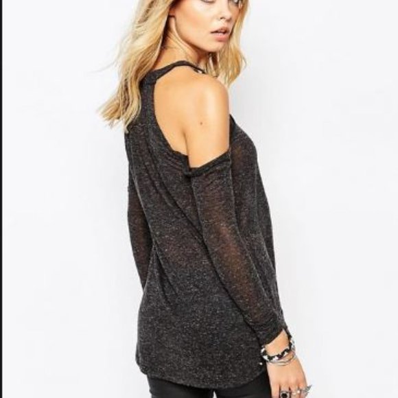 ASOS Cold Shoulder Top - Picture 4 of 7